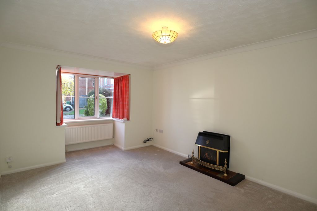 Property photo 3 of 8