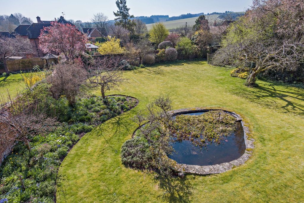Property photo 3 of 12 Picture No. 04