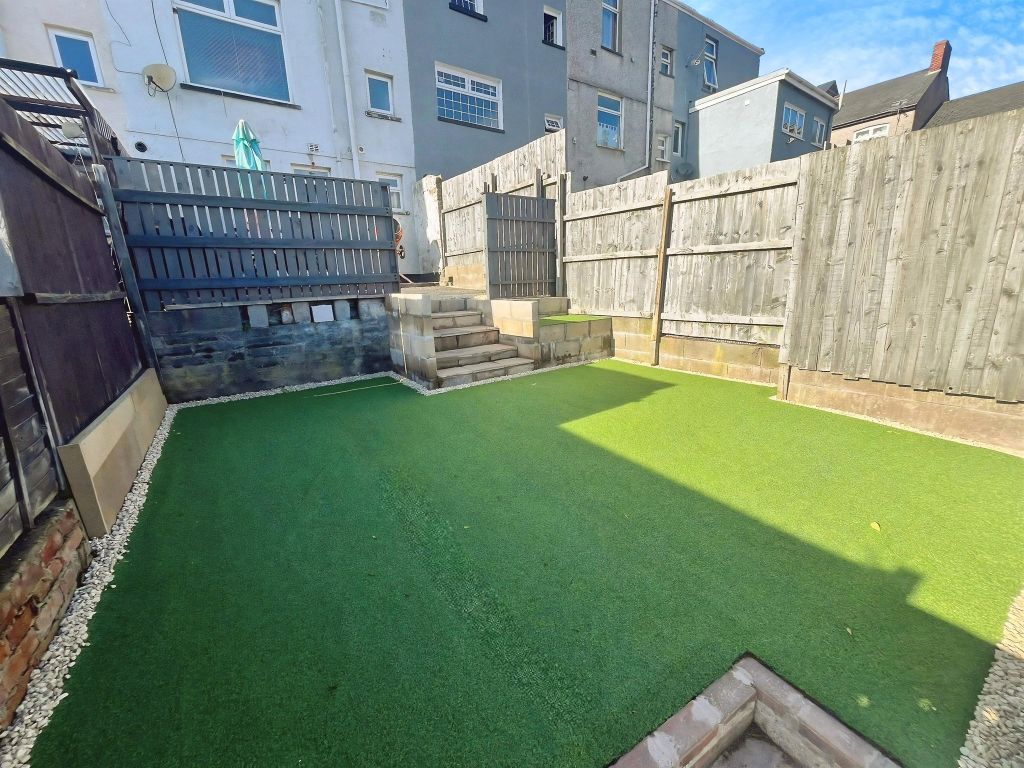 Property photo 3 of 21