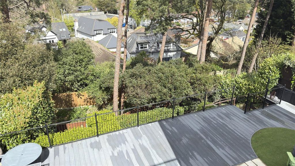 Property photo 3 of 17 Picture No. 03