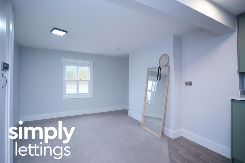 Property photo 3 of 5 Photo 1