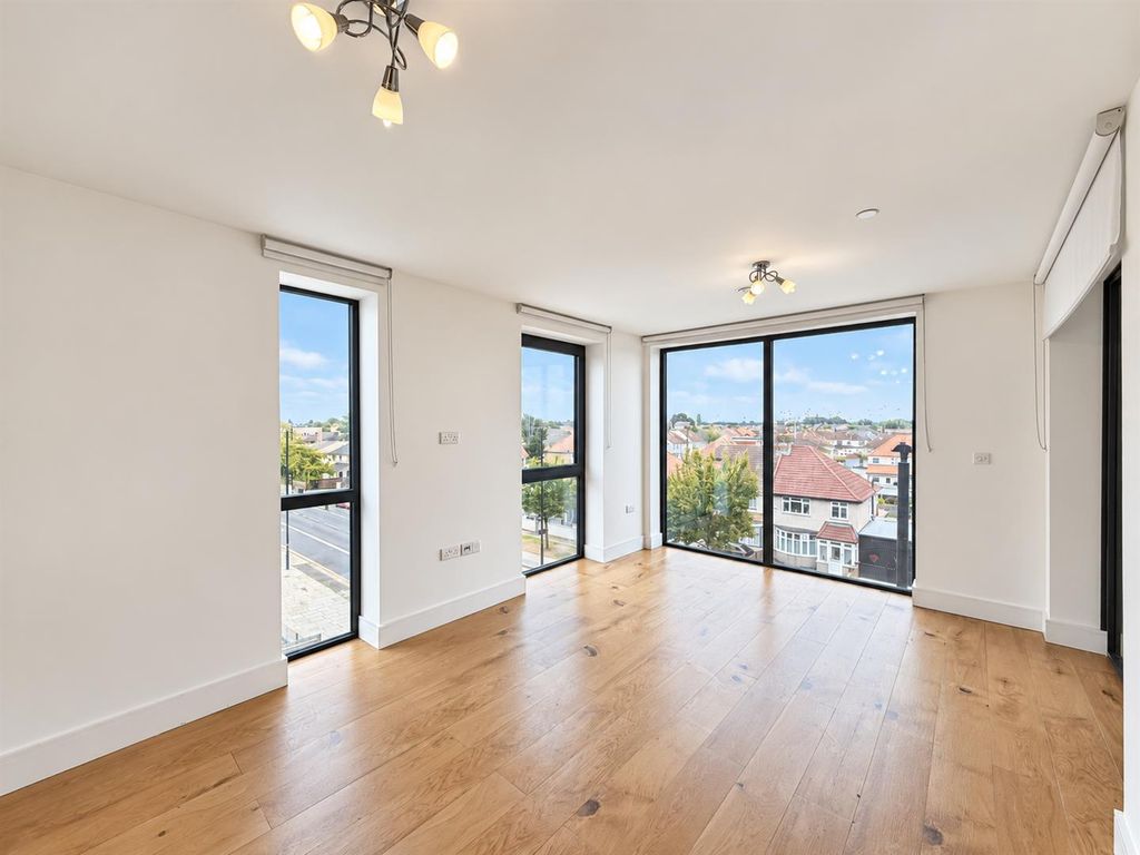 Property photo 2 of 9 Open Plan Reception Room