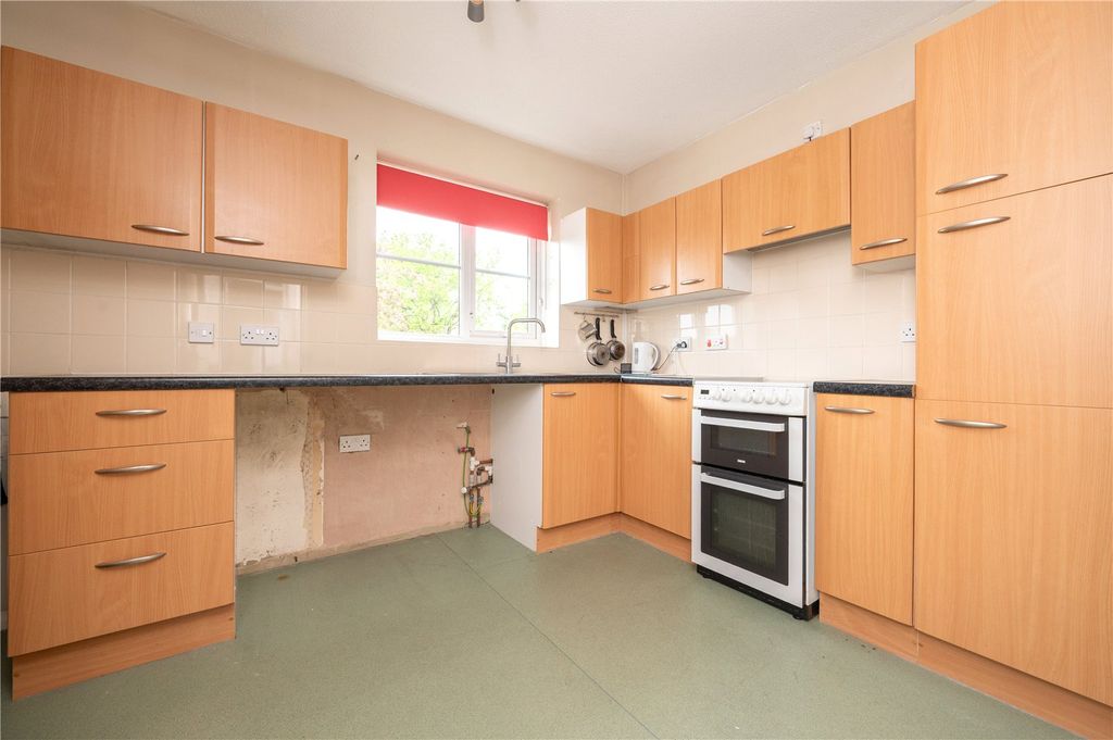 Property photo 3 of 7 Picture No. 05
