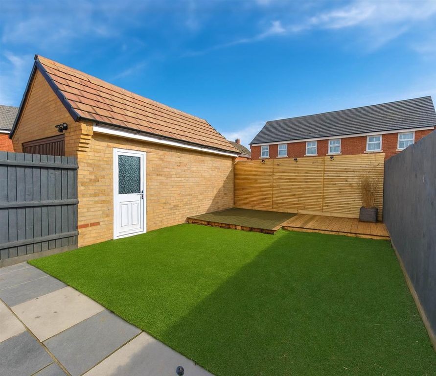 Property photo 3 of 15