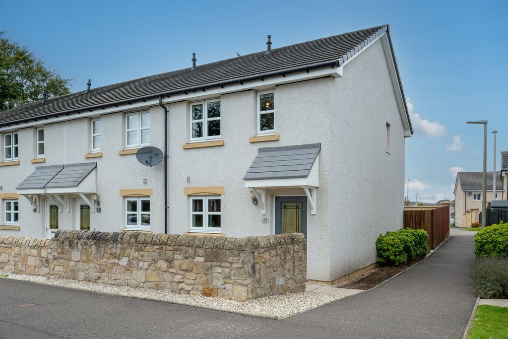 Property photo 1 of 24