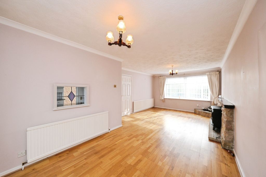 Property photo 2 of 16 Dscf4925