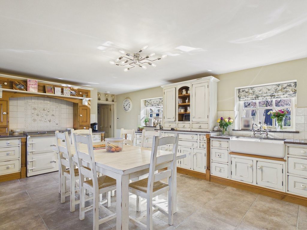 Property photo 2 of 69