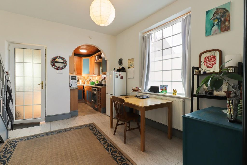 Property photo 1 of 22 Dining Room