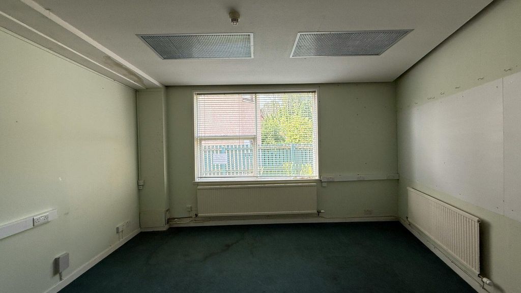 Property photo 3 of 4 Image 3