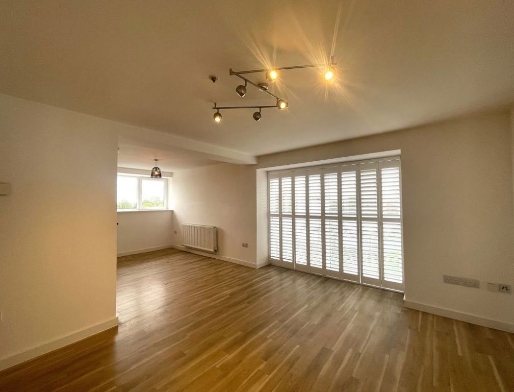 Property photo 3 of 26