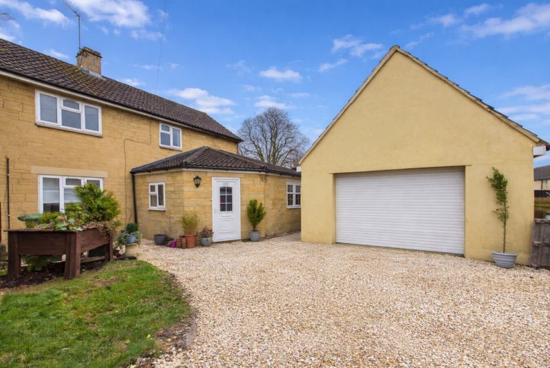 Property photo 1 of 17 Front