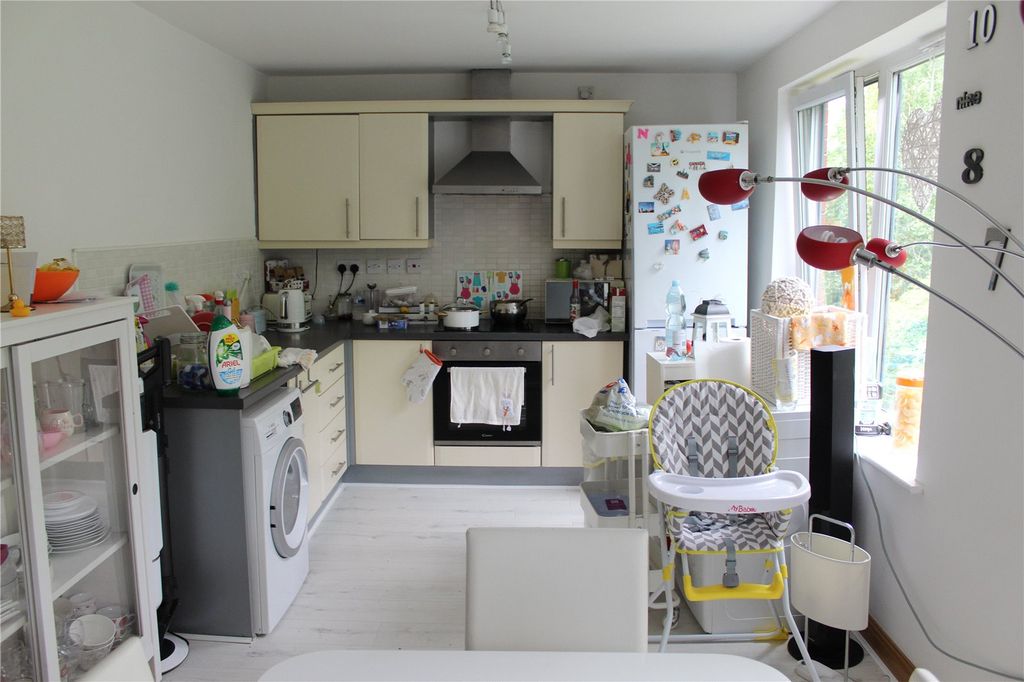 Property photo 3 of 7 Picture No. 06