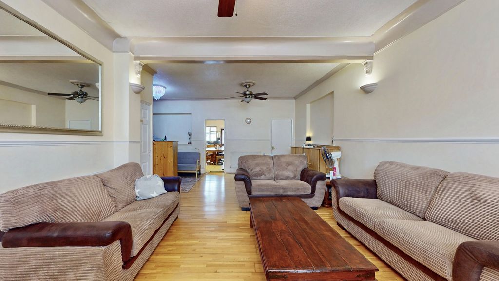Property photo 3 of 22 Photo 19
