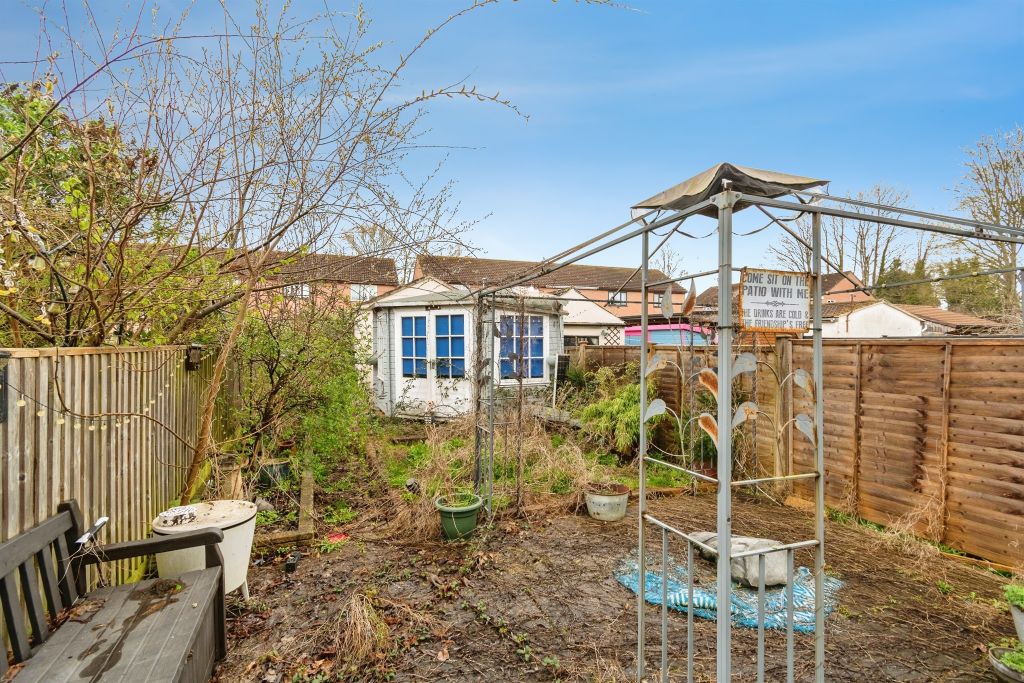 Property photo 2 of 20