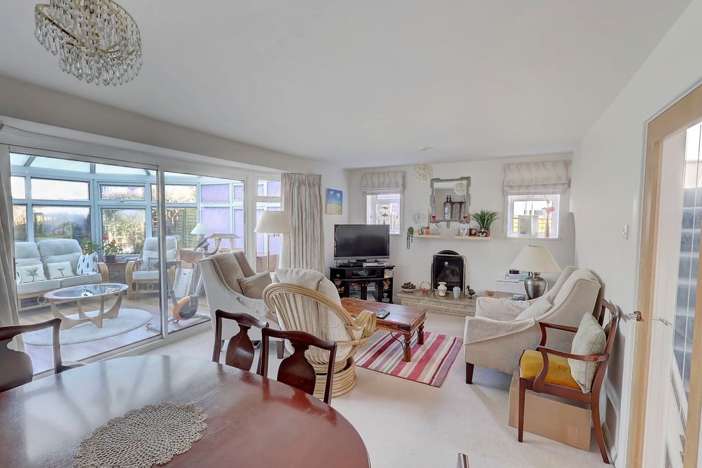 Property photo 2 of 14 Picture No. 05