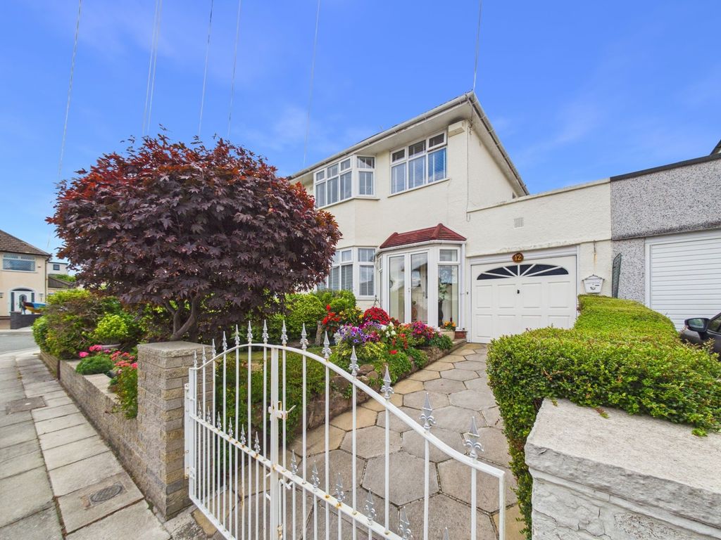 Property photo 1 of 28