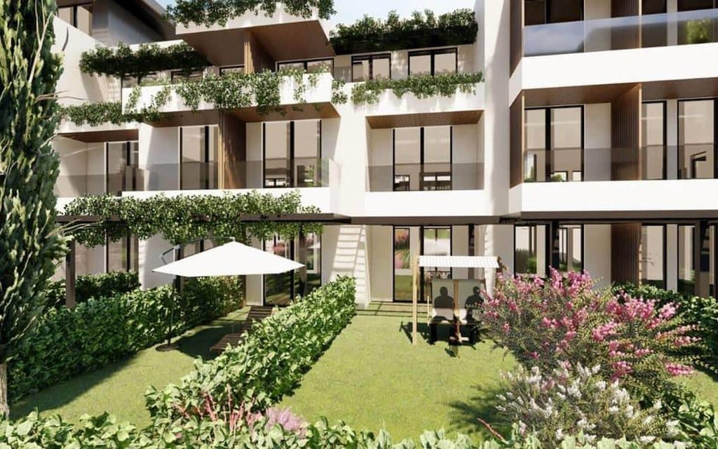 Property photo 2 of 12 <Alttext/>