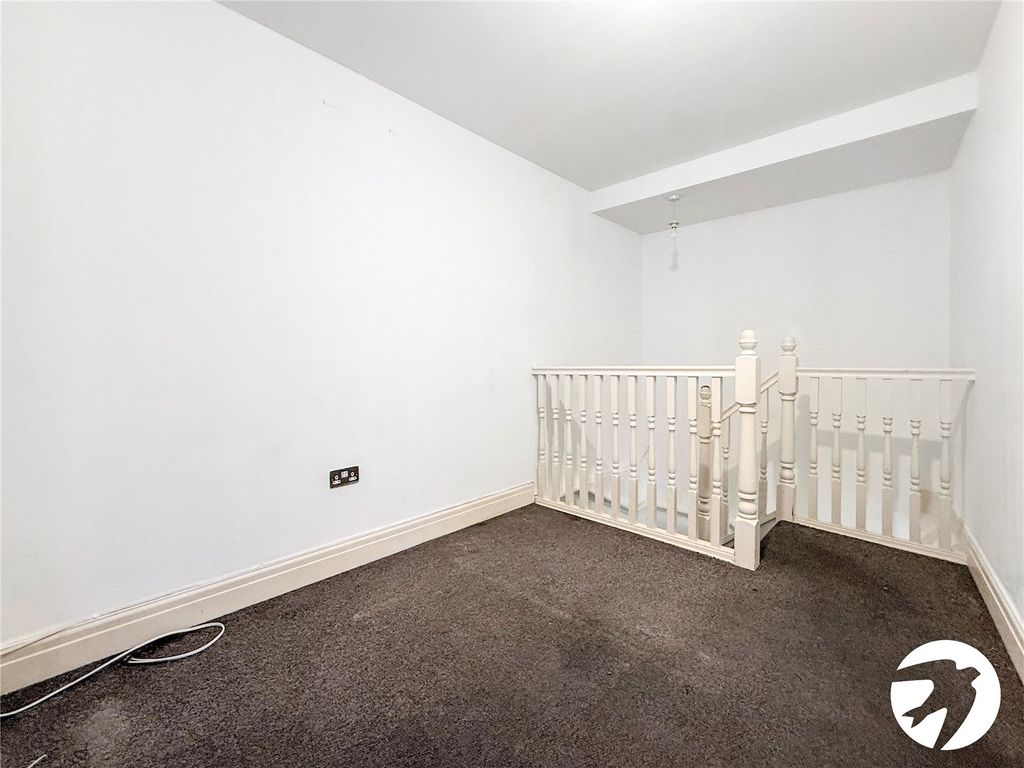 Property photo 3 of 15 Picture No. 03