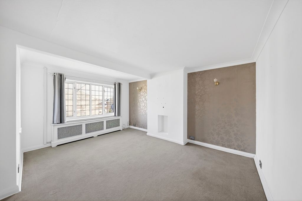 Property photo 3 of 22