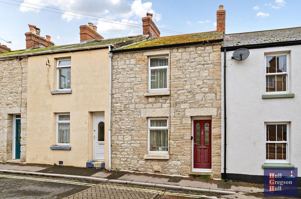 Property photo 1 of 15 90Fe07d9-9B6E-4334-9B4A-F64Ca93Ade28.Jpg