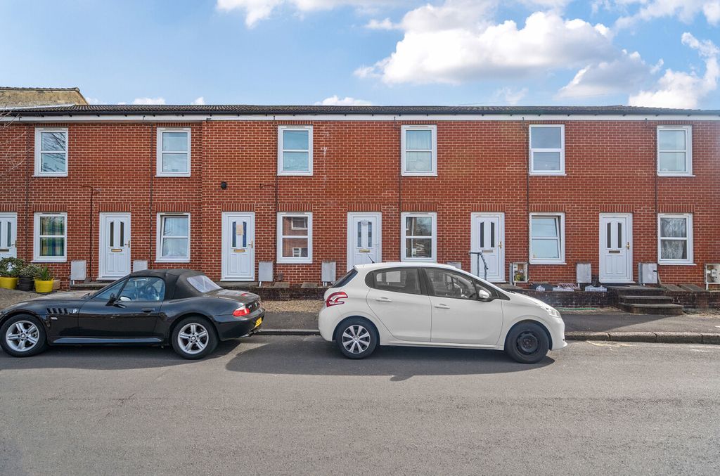 Property photo 1 of 17 1423669-3-69B0102...