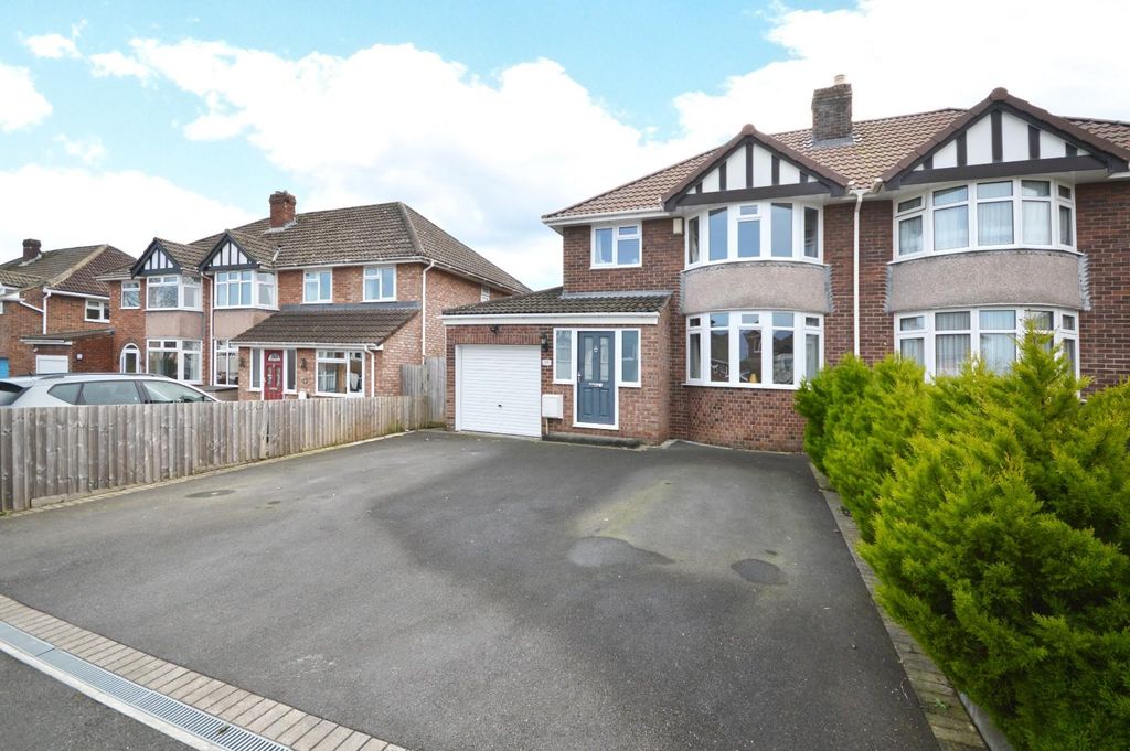 Property photo 1 of 21 Outside