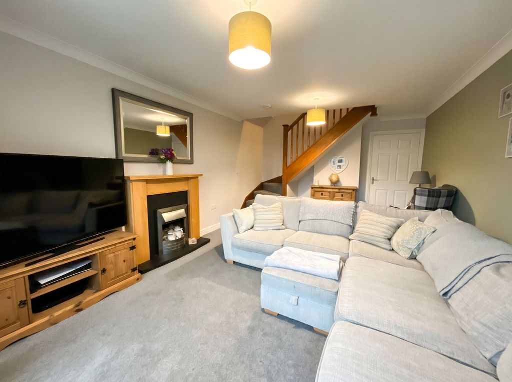 Property photo 2 of 13