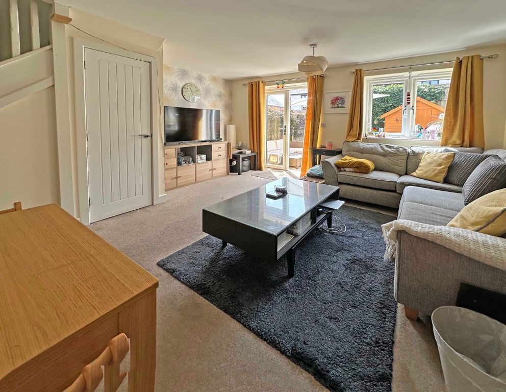 Property photo 3 of 14