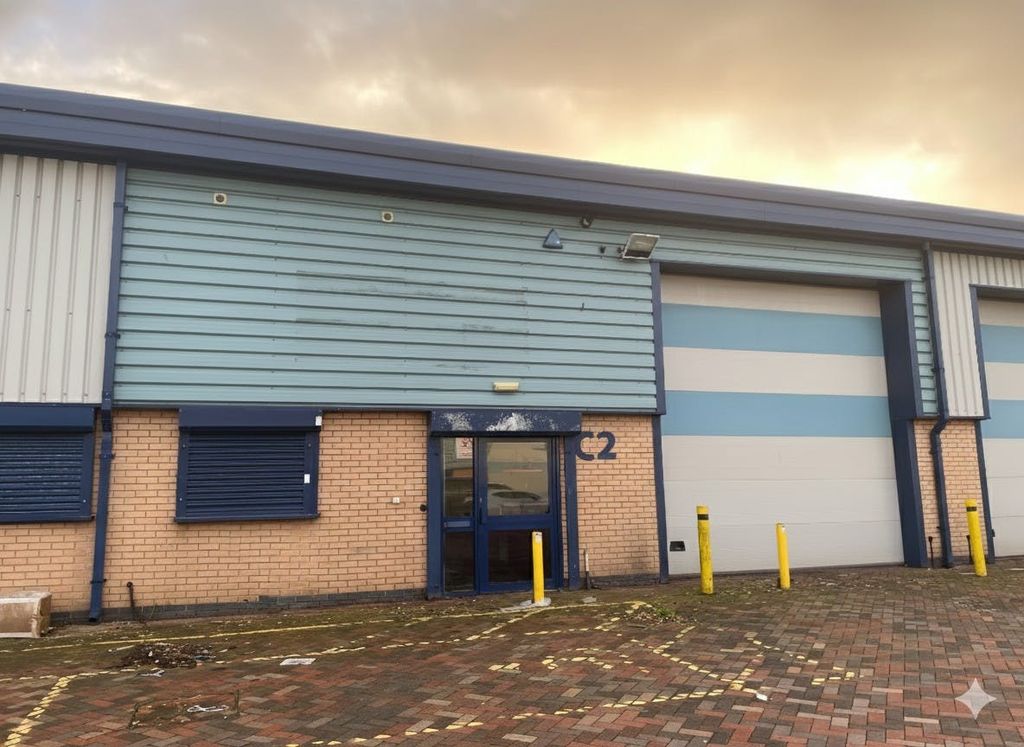 Property photo 1 of 7 C2 Fenton Trade Park.Jpeg