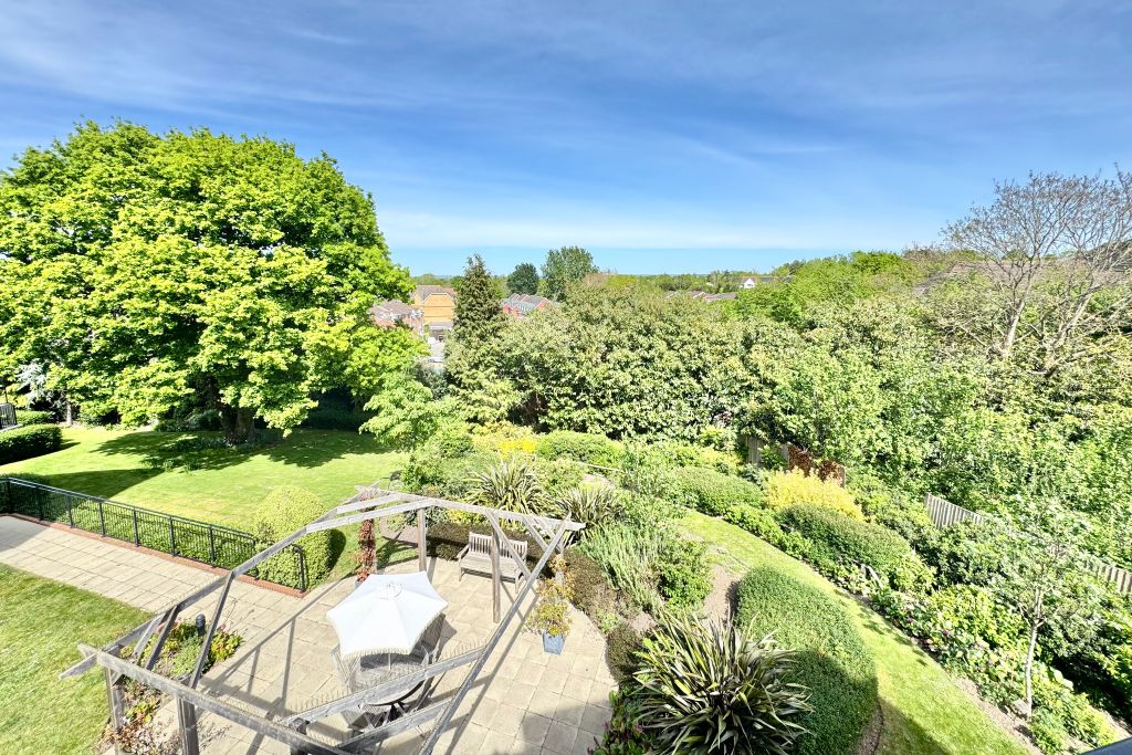 Property photo 2 of 14 Balcony View