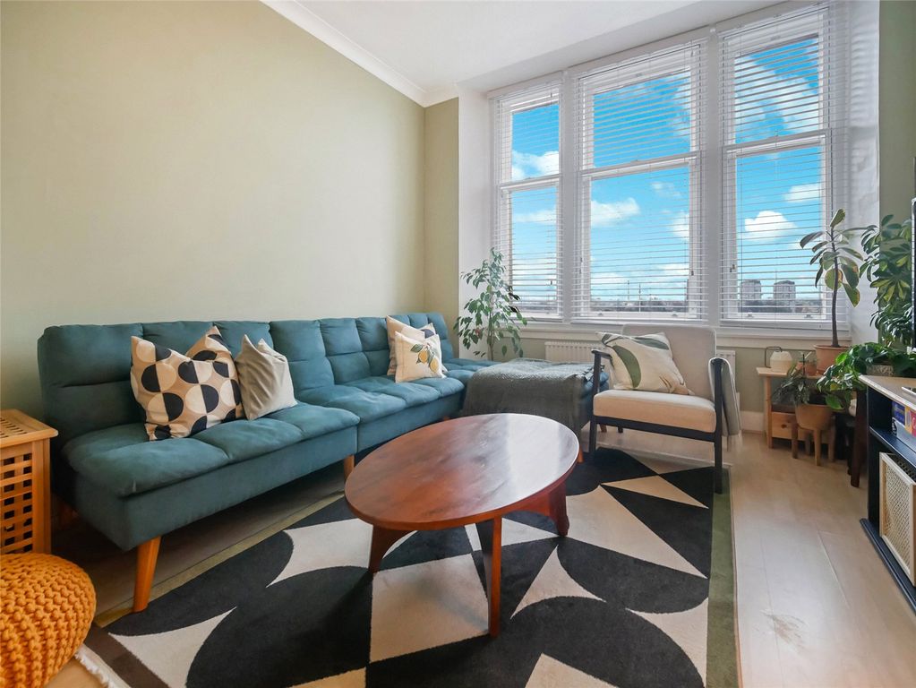 Property photo 3 of 14 Picture No. 05