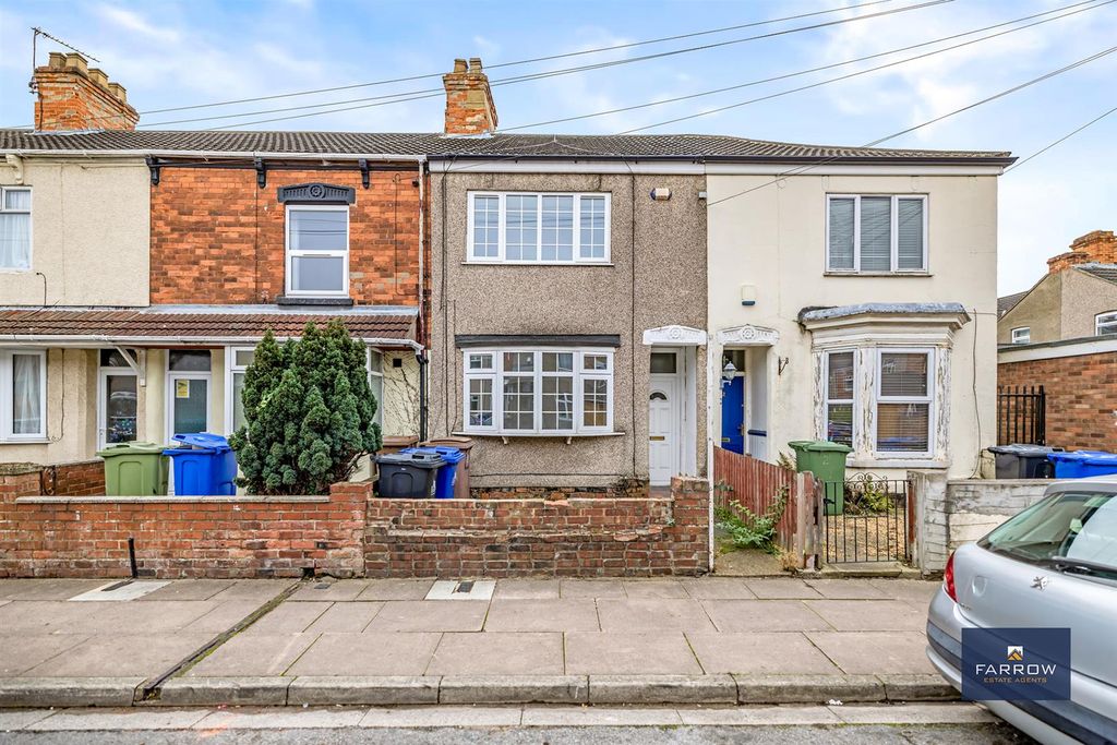 Property photo 1 of 21 Front