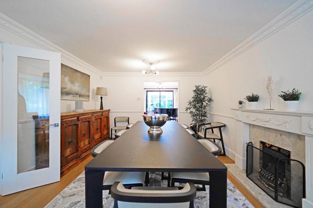 Property photo 3 of 31 Picture No. 82