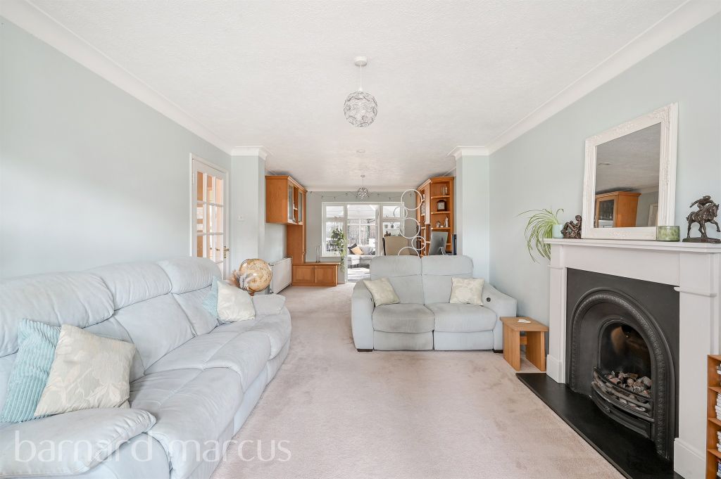 Property photo 3 of 23