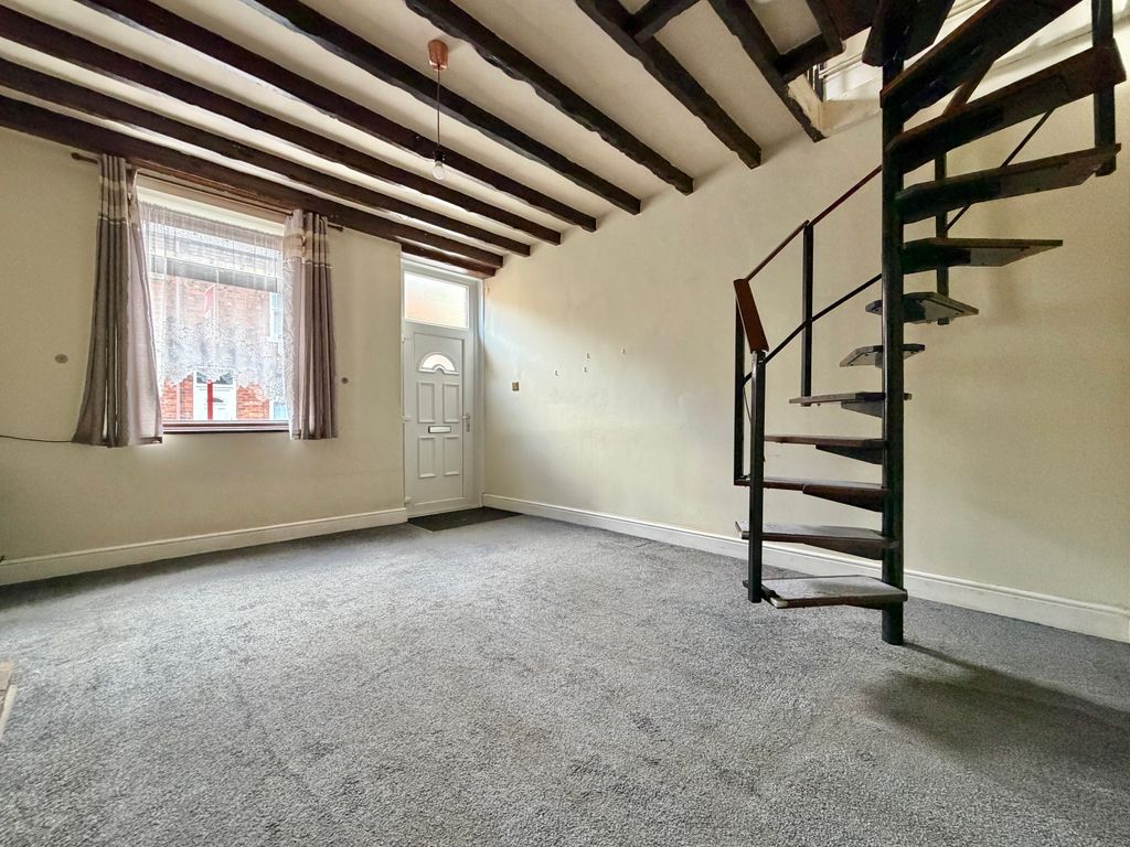 Property photo 3 of 8 Living Room