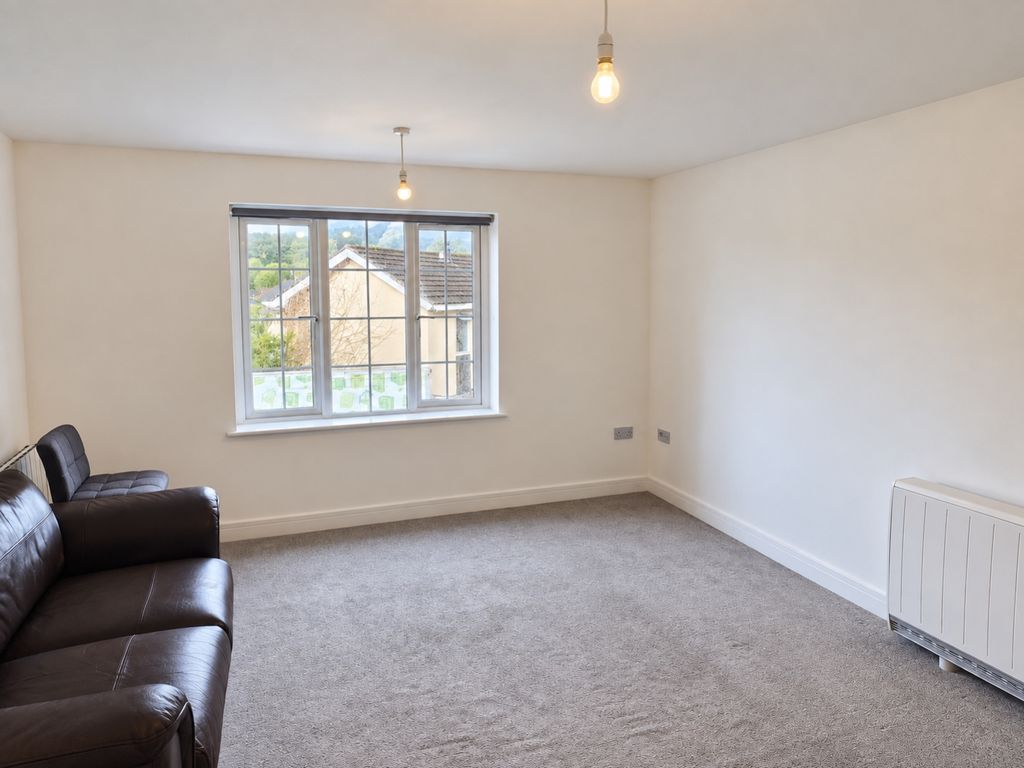 Property photo 3 of 7 A4c402B7-211E-4Dd1-86A7-2Be9Cb9F22F2