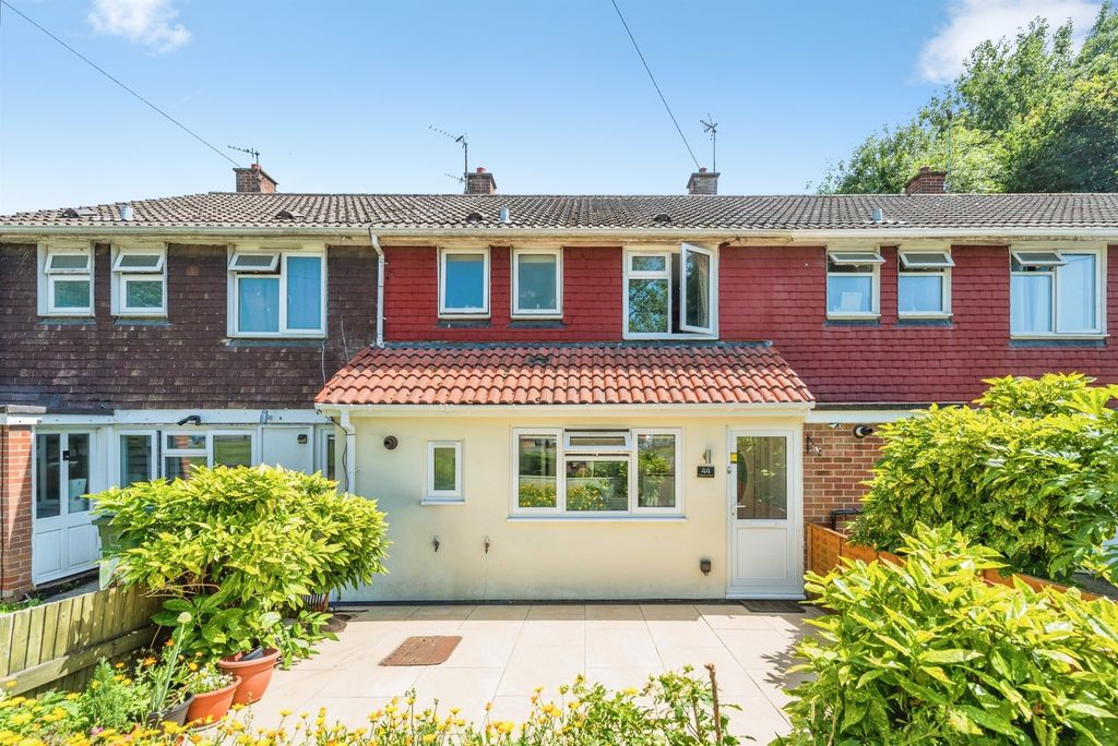 Property photo 1 of 17