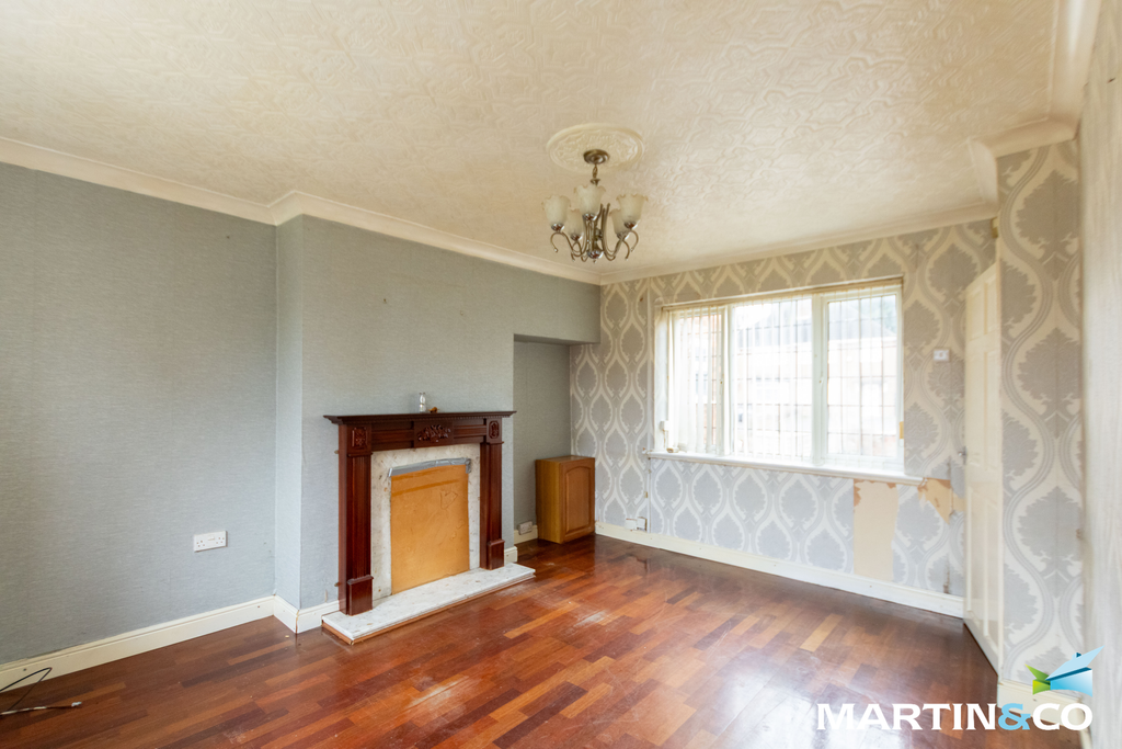 Property photo 3 of 11 Picture3