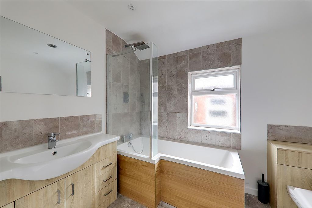 Property photo 2 of 9 Img_5877-Img_5879.Jpg