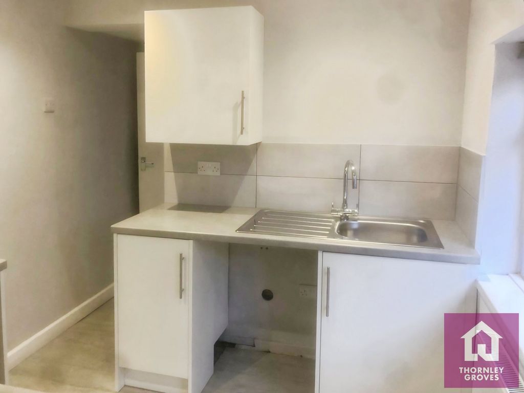 Property photo 3 of 11 Picture No. 13