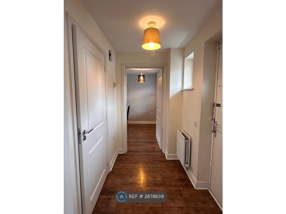 Property photo 2 of 32