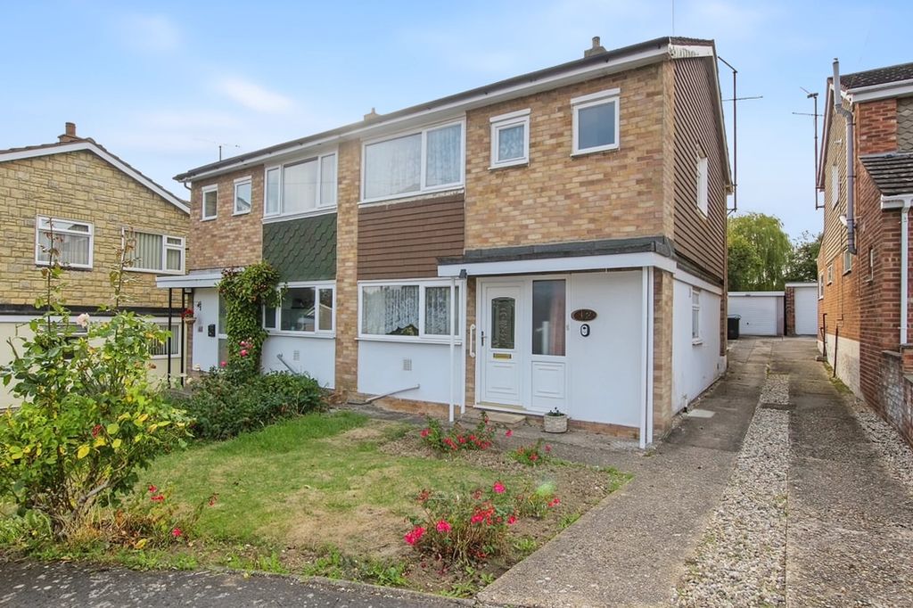 Property photo 1 of 11