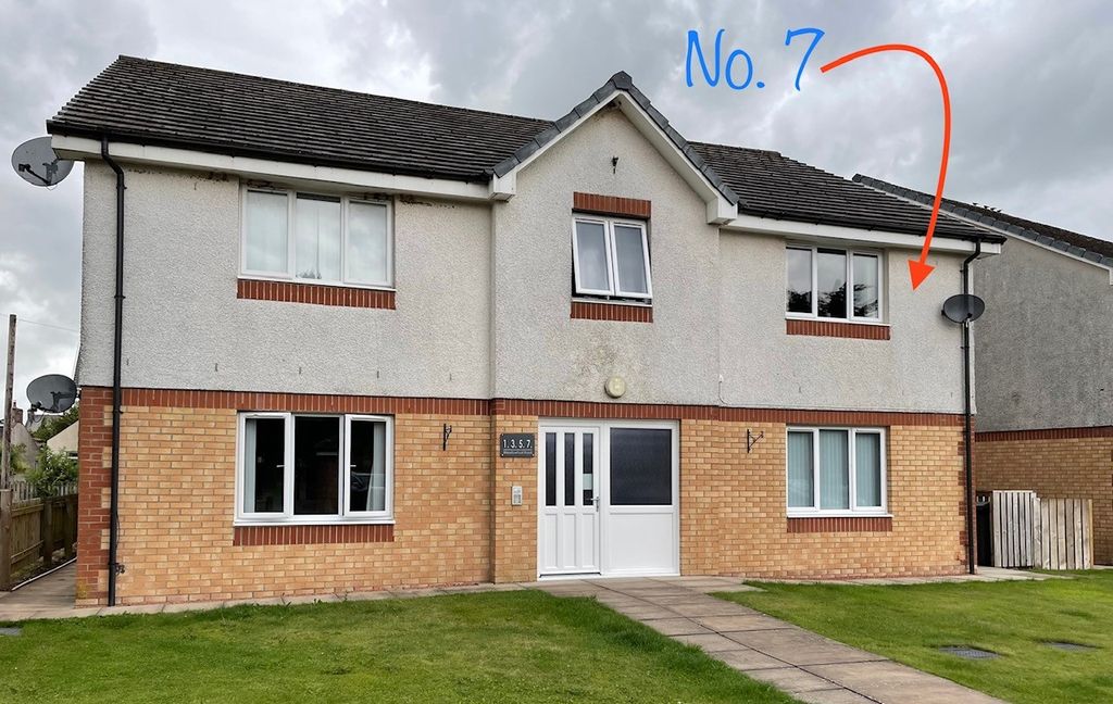 Property photo 1 of 8