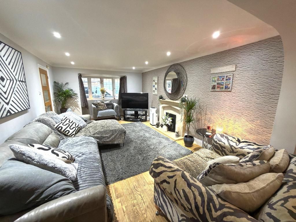 Property photo 3 of 18 Photo 3