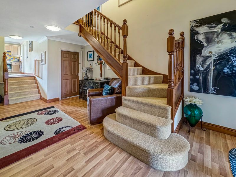 Property photo 3 of 24 Photo 14