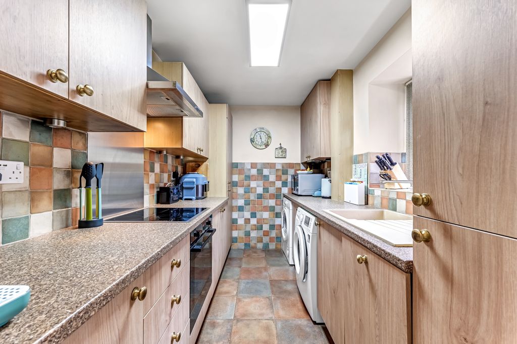 Property photo 3 of 15 P1154486_7_8_9-Edit-Edit