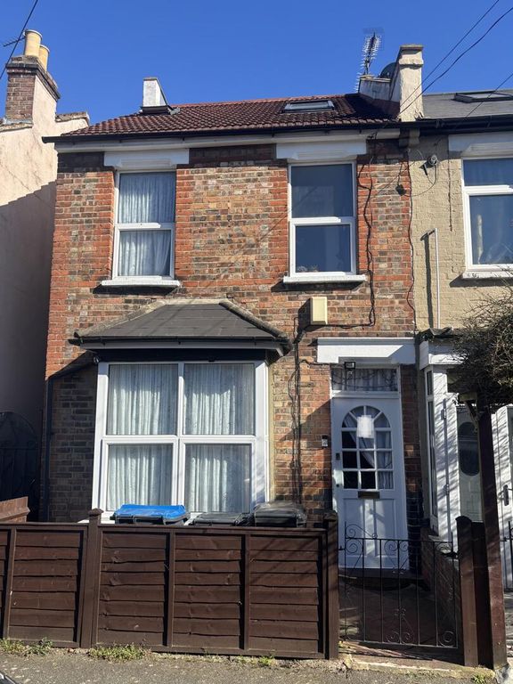 Property photo 1 of 12 Front (Exterior)