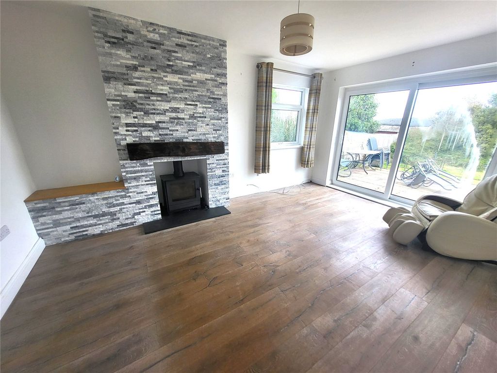 Property photo 2 of 20 Picture No. 03