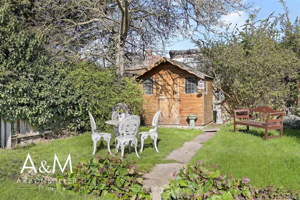 Property photo 3 of 30 Rear Garden