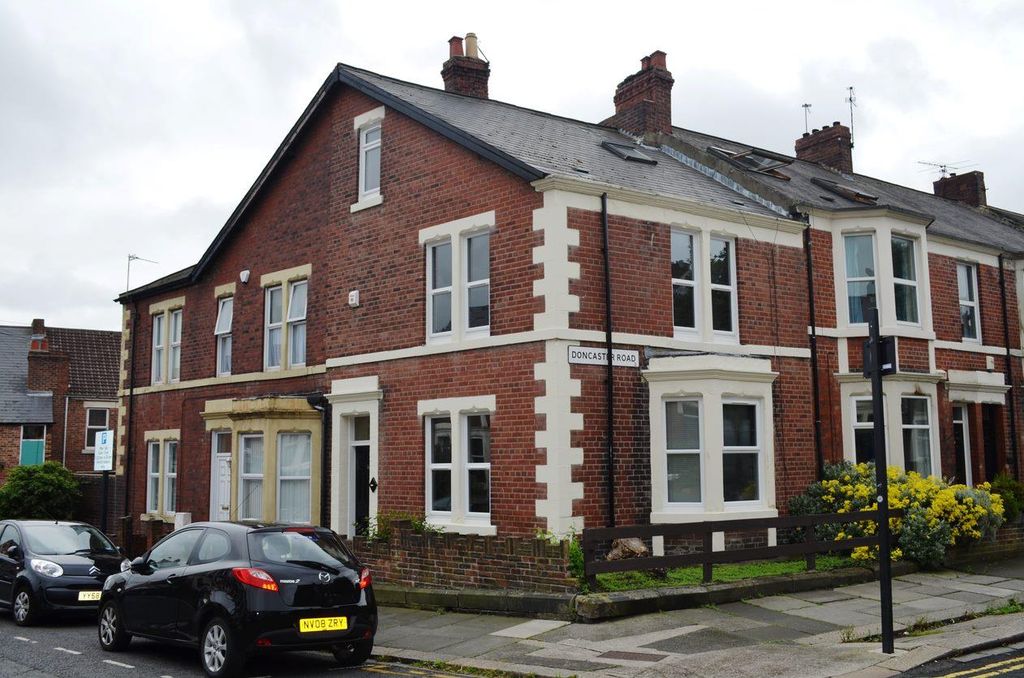 Property photo 2 of 5 8d1667Eb-3Df3-48Ea-B3B6-98c3Ab8078E6.Jpg